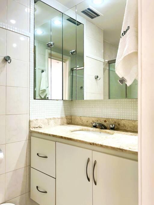 Maravilhoso Apartamento No Leblon *